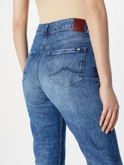 Mustang Mom Jeans Tapered Jeans Charlotte Dames Donkerblauw -Mustang Verkoop 1c924fcbe7796f0706a72f3dd3ee000e