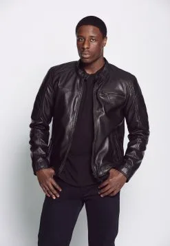 Mustang Tussenjassen Tussenjas Heren Zwart -Mustang Verkoop e31f668f9084e44623897196b35e3f68