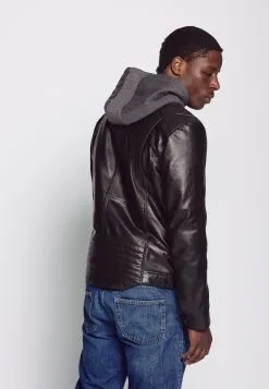 Mustang Leren Jassen Tussenjas 3102052 Heren Zwart -Mustang Verkoop ee622656f4a57fc4c22233ae380d1744